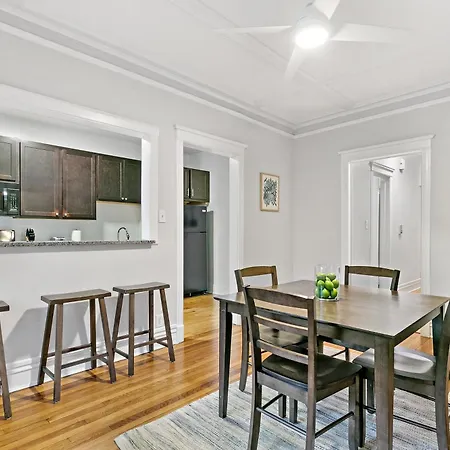 Indulging 2Br Apartment In Festive Boystown - Buckingham 1