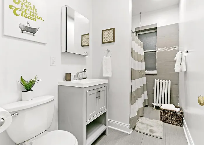 Appartement Indulging 2br In Festive Boystown - Buckingham 1