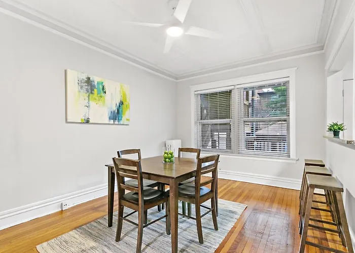 Indulging 2br In Festive Boystown - Buckingham 1 Appartement Chicago