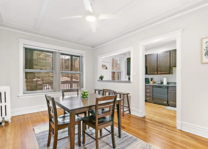 Indulging 2br In Festive Boystown - Buckingham 1 Appartement Chicago
